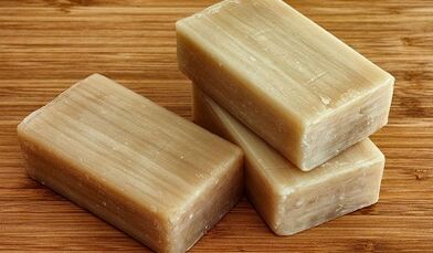 Sapone da bucato per pulire il corpo dai parassiti